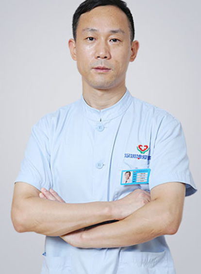 深圳博愛(ài)口腔診所鐘春根